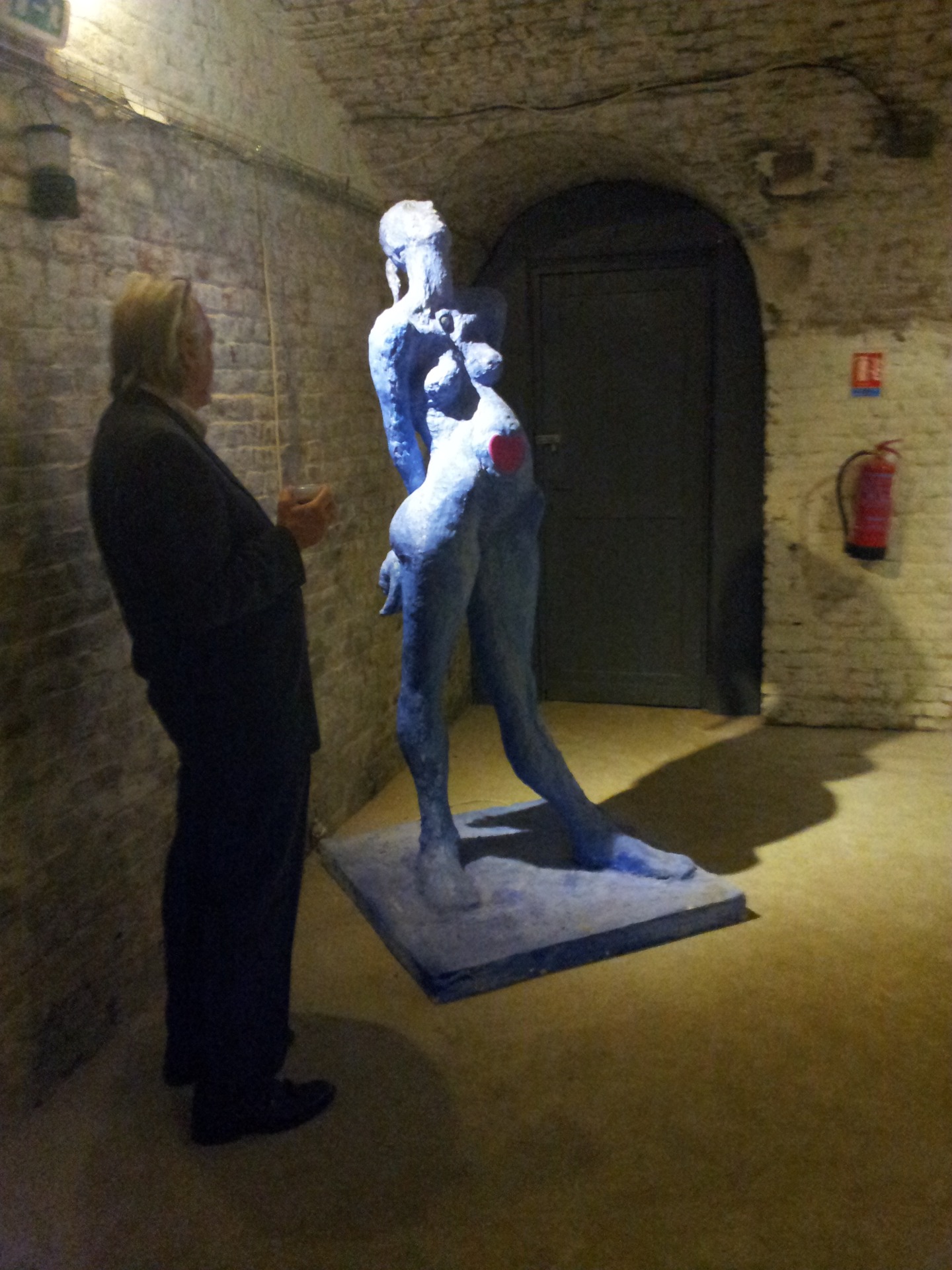 View of the sculpture 15127 secondes battements de coeur by Ella Helman in Wambrechies